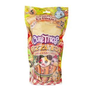 Cutetitos Pizzaitos are super-soft stuffed animals wrapped (One per orden)